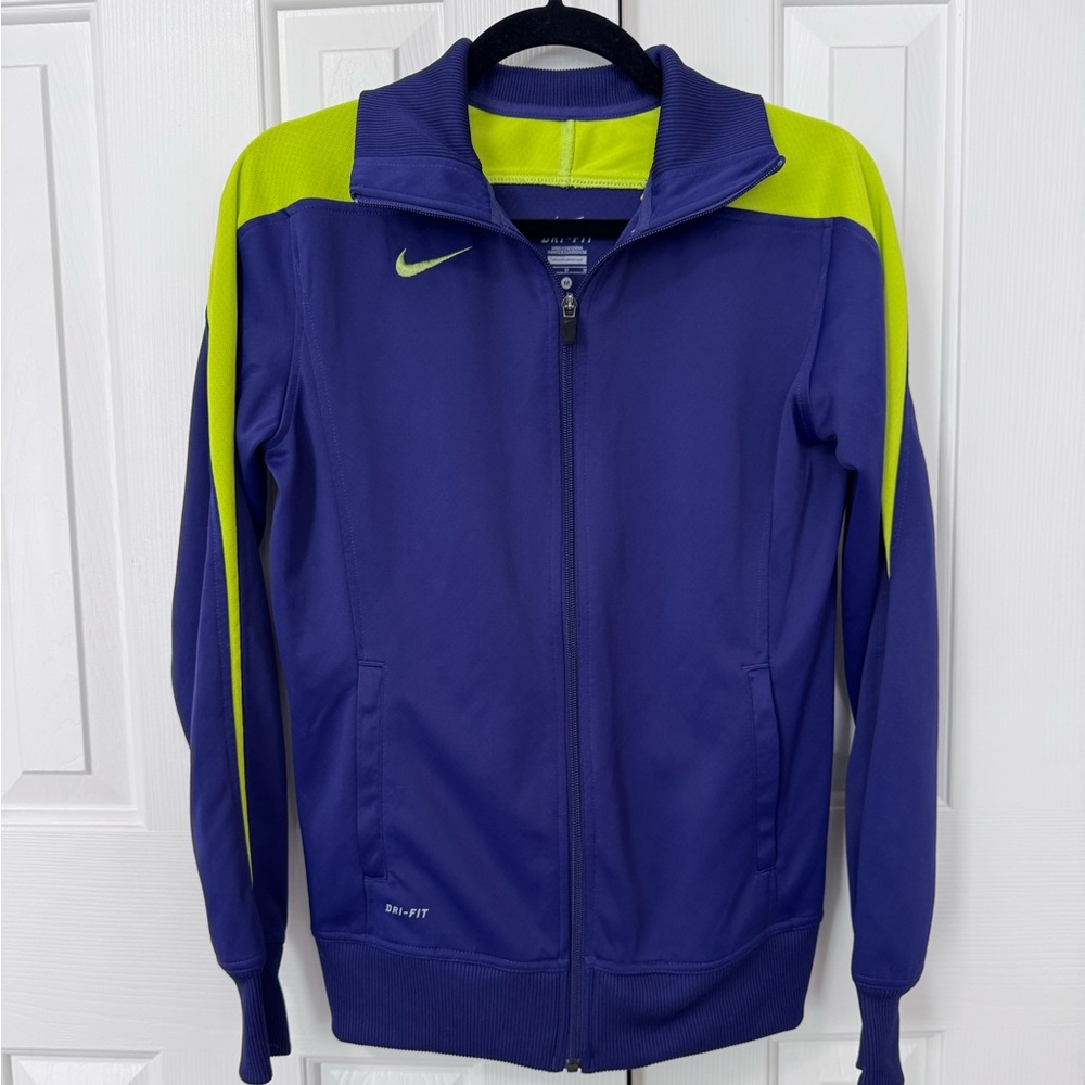 Nike Dri-Fit Zip Up Jacket, Track Style, size Medium - Picture 8 of 8